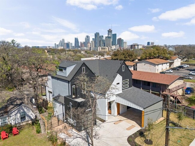 Photo - 1402 Summit St