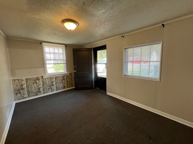 Photo - One Level House off Campbell Avenue