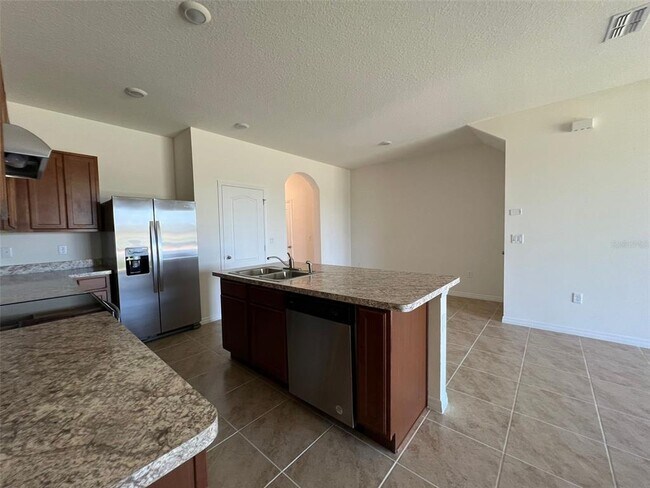Photo - 1065 Blue Jay Dr