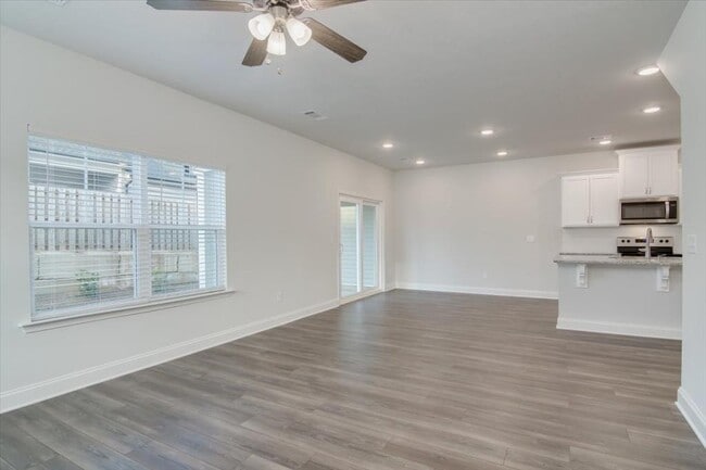 Photo - 1201 Vail Dr