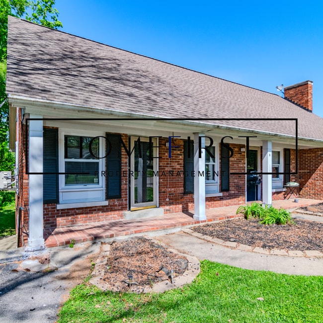 Photo - 105 Meadowlark Dr