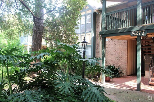 Building Photo - 8277 Kingsbrook Rd Unit 255 Rental