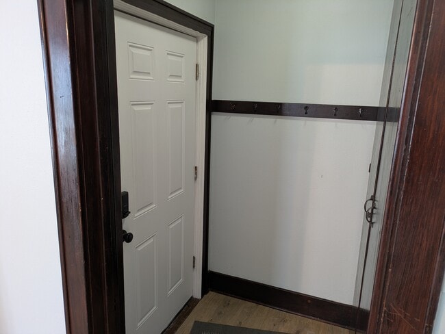 Front Door - 331 Park St Unit Lower