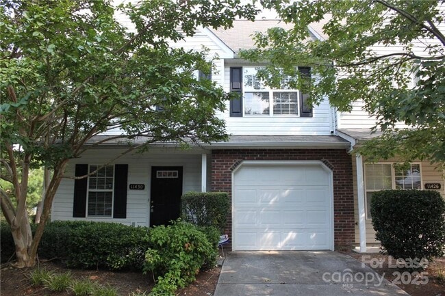 Photo - 11430 Pedigree Ln Townhome