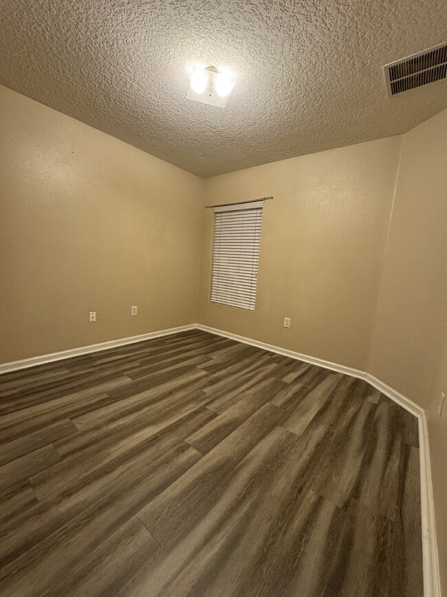 Photo - 2 Bed, 2 Bath Condo in Gated Community wit... Unit 113