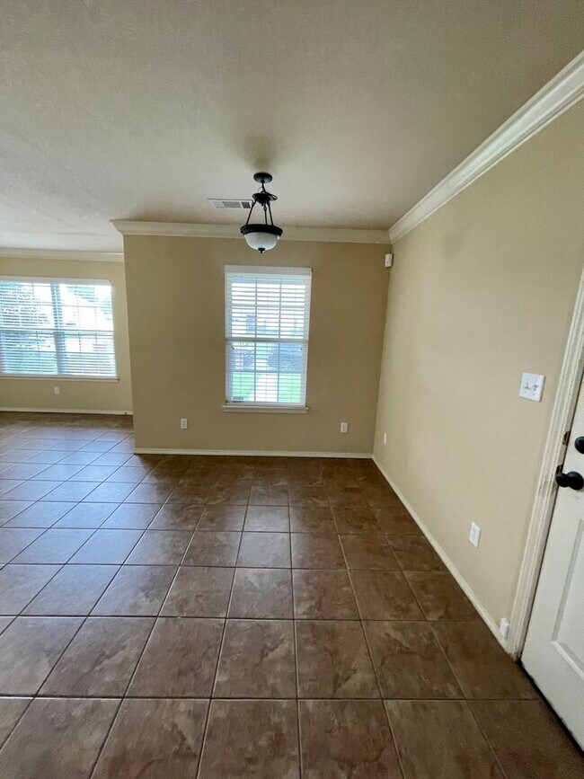 Photo - RENT READY 4/16!  3 Bed 2.5 Bath 2 Story T...