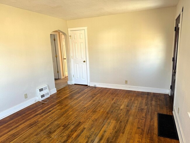 Photo - 3 bedroom Kenosha cape cod