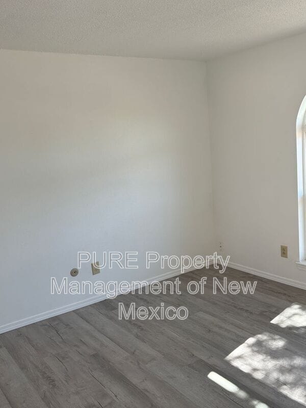 Photo - 2701 Texas St NE Unidad #A