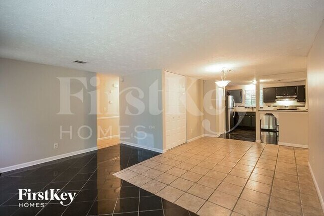 Photo - 5225 Martins Crossing Rd