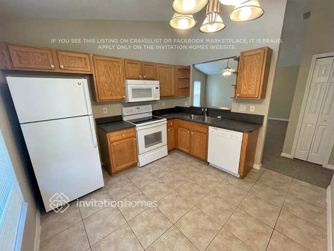 Photo - 649 Rose Apple Cir