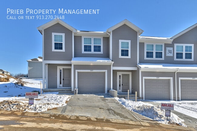 Building Photo - 3251 N 103rd Pl