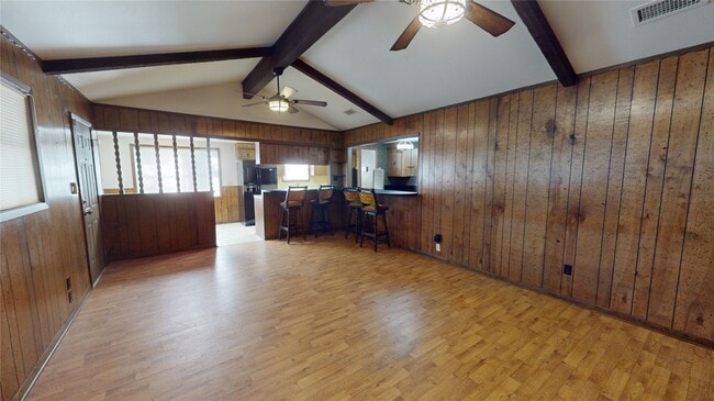 413 Elm Dr