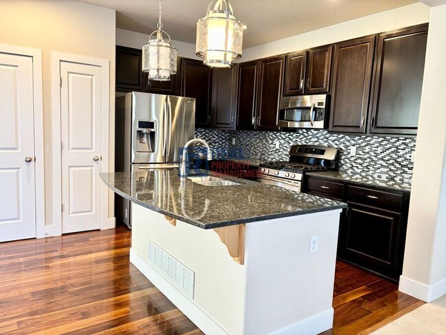 Photo - 10417 Rutledge St