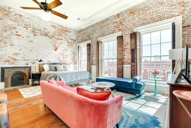 Photo - 2010 The Strand Unit 301