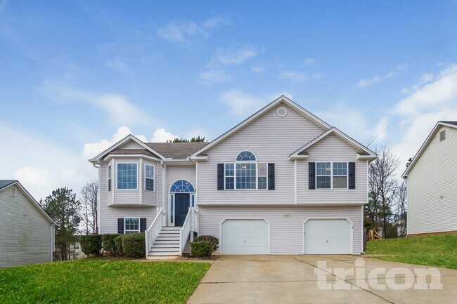 Photo - 6355 Queensdale Dr