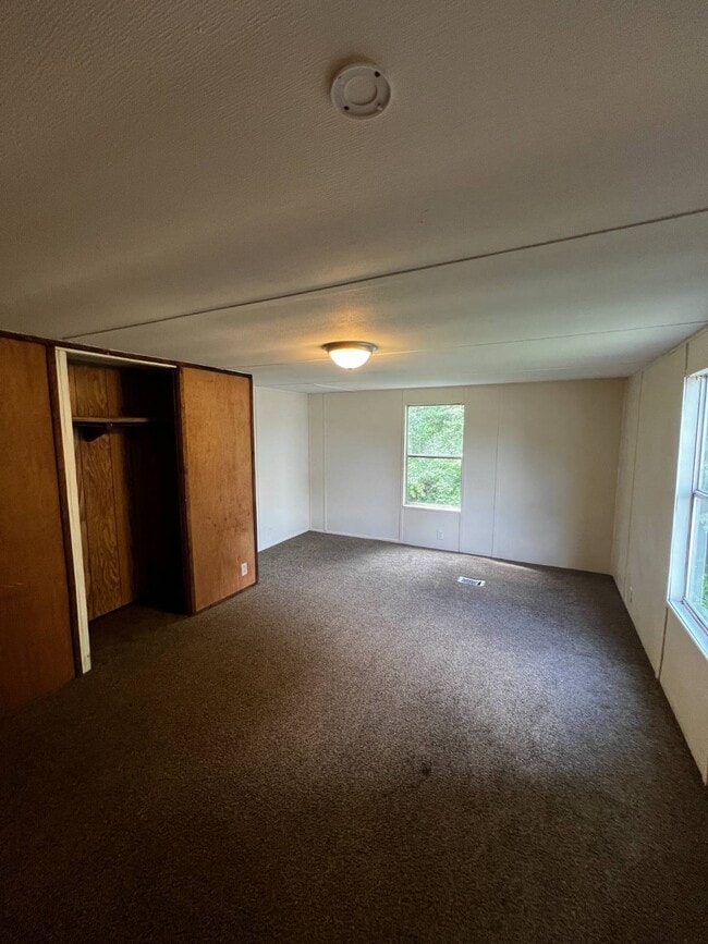 Photo - 116 Hussey Mhp Ln