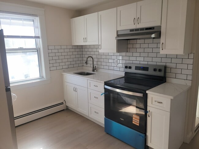 Photo - 298 Washington St Unit 298 Washington St