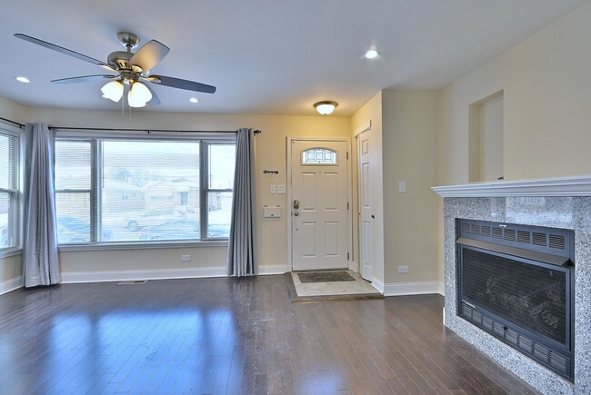 Photo - 7103 W Devon Ave