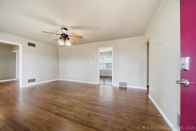 Photo - 805 S Cedar St