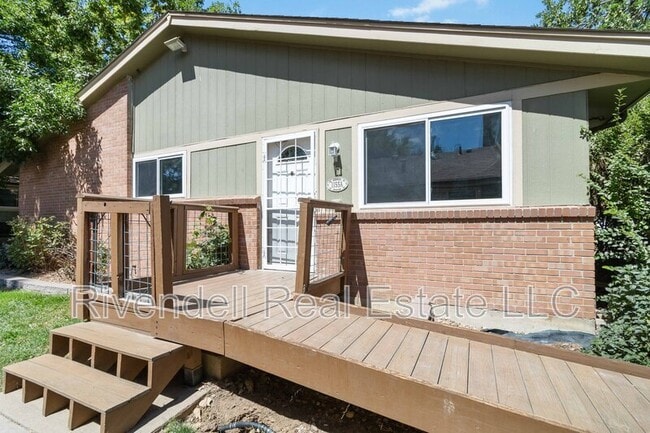 Photo - 1155 S Fairplay Cir