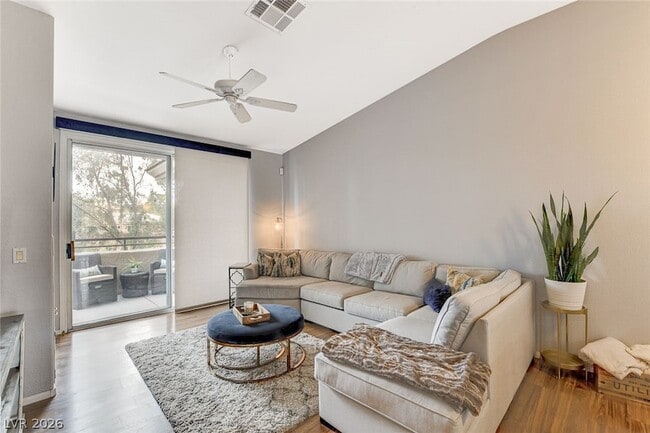 Photo - 656 Peachy Canyon Cir Unit 202