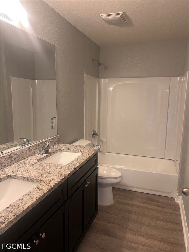 Photo - 101 NW 25th St