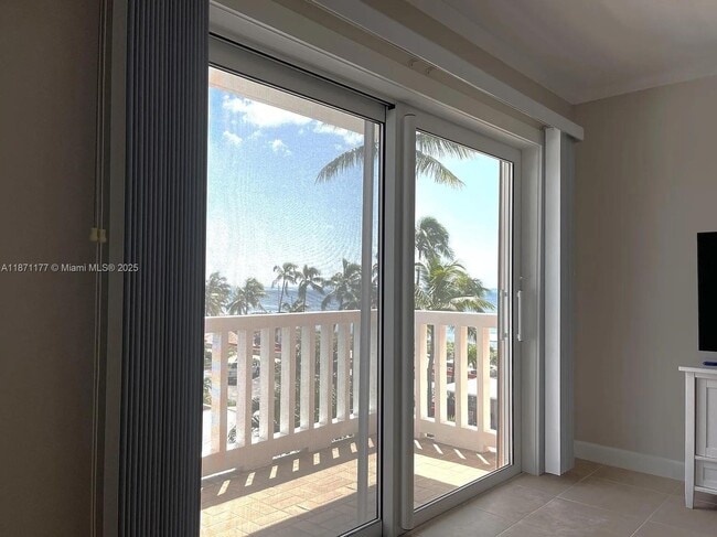 Photo - 2601 S Roosevelt Blvd Unidad 0 Rental