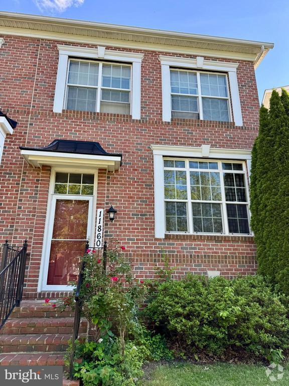 Building Photo - 11860 Skylark Rd Rental