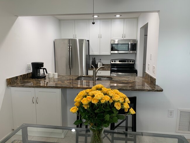 Kitch - 3745 59th Ave W Unit 3745