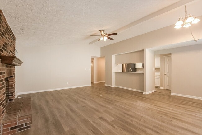 Photo - 4419 Deerview Ct