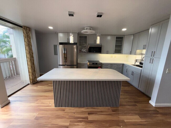 Photo - Beautifully Remodeled 2 bedroom townhome i... Unidad 4A