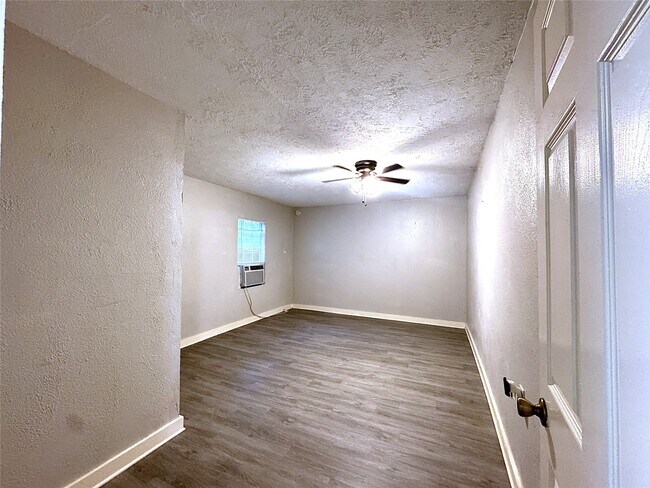 Photo - 1813 Hatwell St Unit A