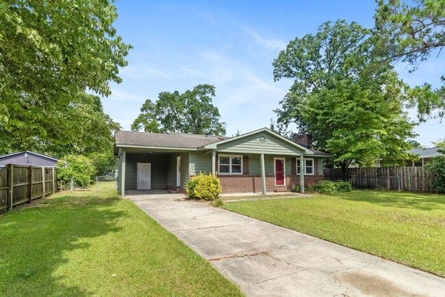 Photo - 3 Bedroom 1.5 Bath Ranch in Hope Mills