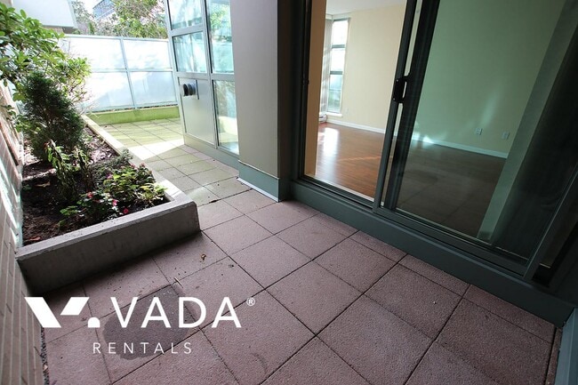 Photo - Buchanan East 1 BR APT Rental 306-4398 Buchanan St Burnaby: VADA Unité 306