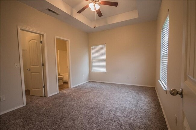 Photo - 1242 Marigold Rd