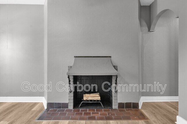 Photo - 328 Elmwood Ave Unit 2