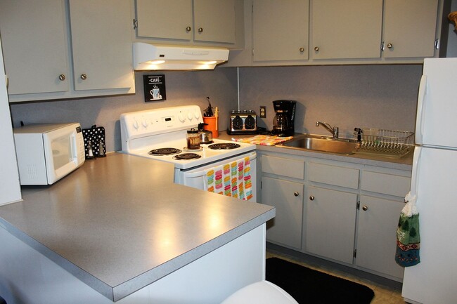 **WINTER RENTAL** Fully Furnished & Ready ... - **WINTER RENTAL** Fully Furnished & Ready ...