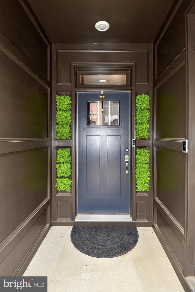 Photo - Location!! Like-New!! Convenience!!