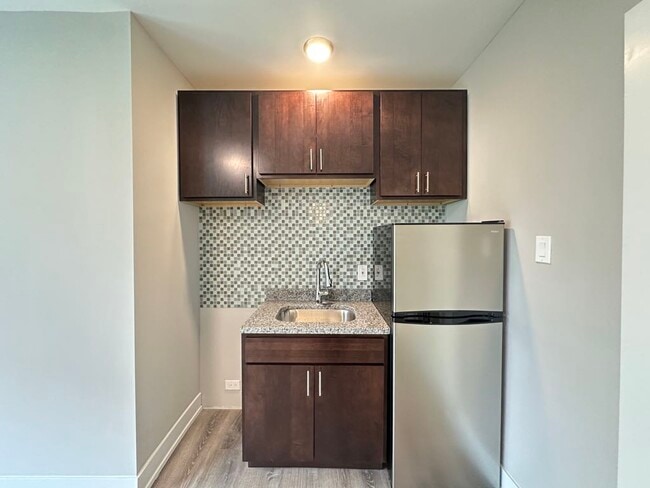 Photo - 4551 N Damen Ave Unit 112