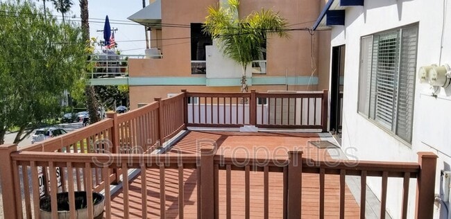 Photo - 606 N Irena Ave