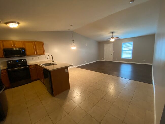 Photo - 1714B Canal Ln