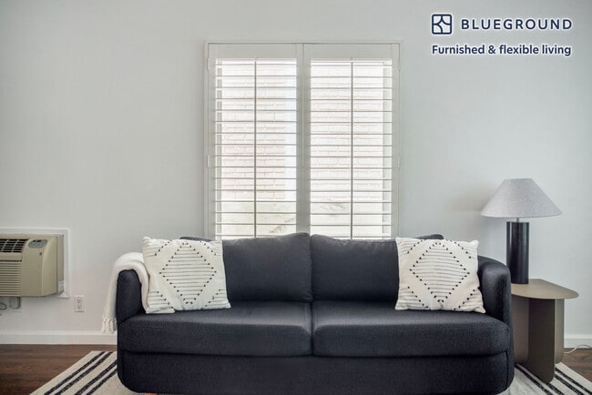 Photo - 203 N Almont Dr Unidad FL1-ID1218