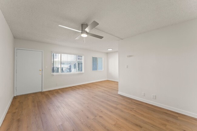 3205 W 60th St Unit 13