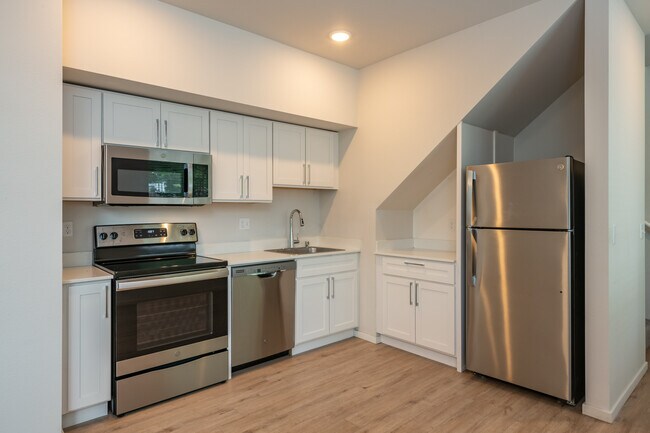 Photo - Ainsworth Terrace Apartments