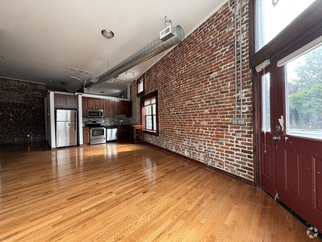 Building Photo - 1040 Missouri Ave Unit Lower Rental
