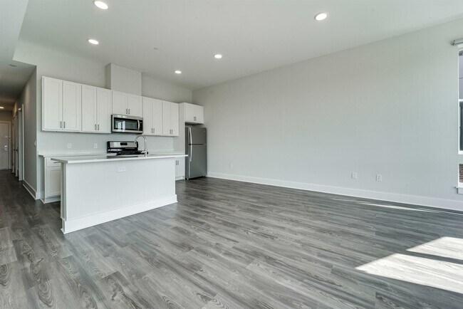 Photo - 660 Grand St Unit 310
