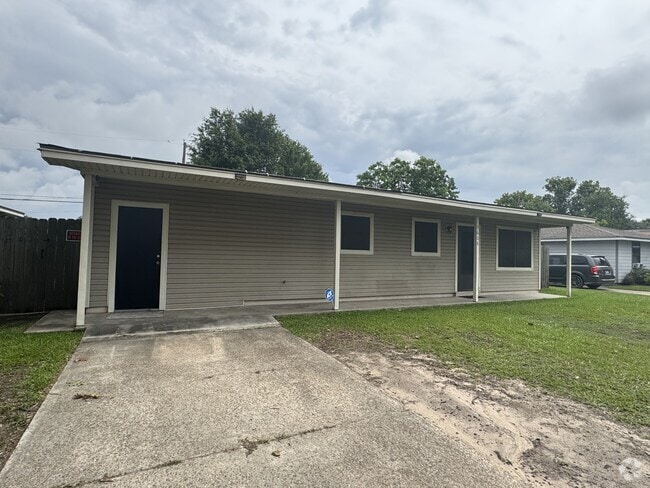 Building Photo - 3608 Edgemont Dr Rental