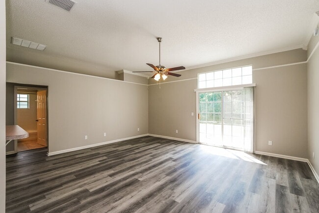 Photo - 7686 Fawn Lake Dr S