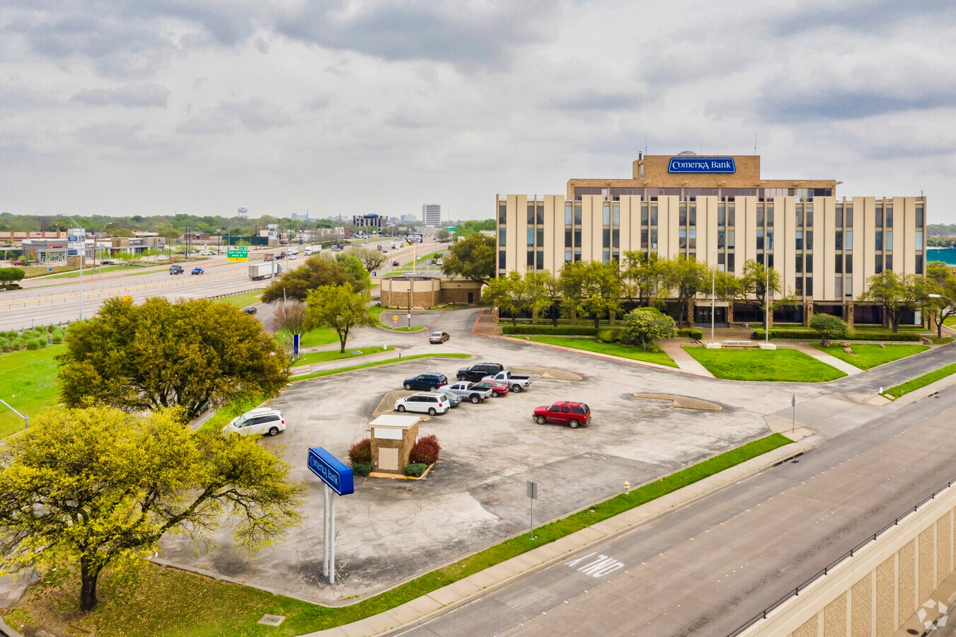 Photo - Serene Plaza Apartments
