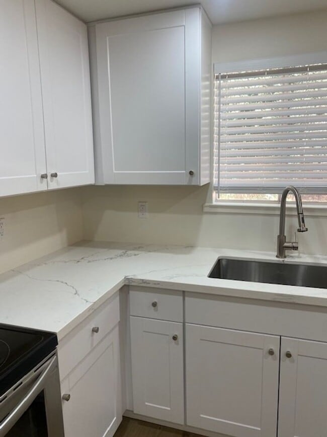 Photo - 2BR/2BA Duplex for rent!!!